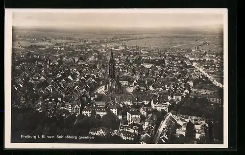 AK Freiburg i. B., Ortsansicht vom Schlossberg aus