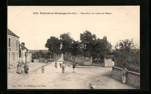 AK Domfront-en-Champagne, Carrefour et route du Mans