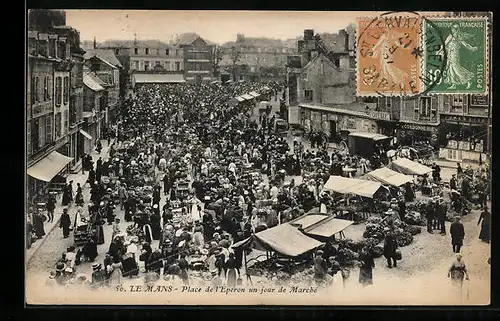 AK Le Mans, Place de l`Eperon un jour de Marché