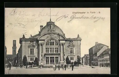 AK Fürth i. B., Stadttheater mit Passanten