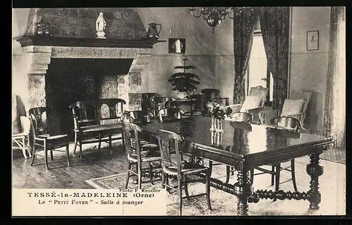 AK Tessè-la-Madeleine, Le Petit Foyer, Salle a manger