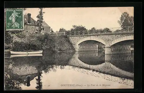 AK Couterne, Le Pont de la Mayenne