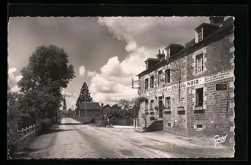 AK Saint-Michel-des-Andaines, Hostellerie du Cheval noir et route de Domfront