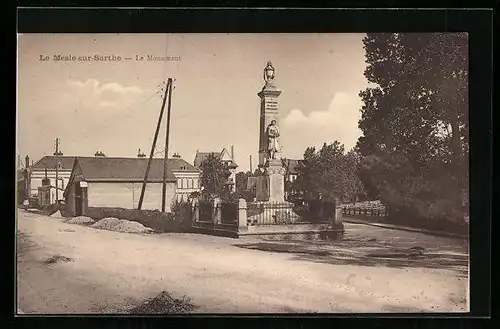 AK Le Mesle-sur-Sarthe, Le Monument