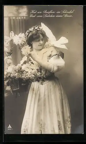 Foto-AK Photochemie Berlin Nr. 4978-1: Junge Frau im weissen kleid mit Blumen und Tauben