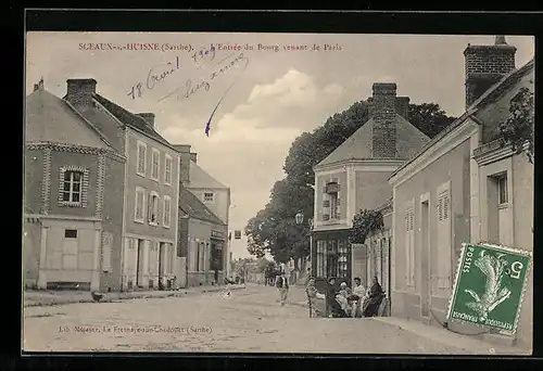 AK Sceaux-s-Huisne, L`Entree du Bourg venant de Paris