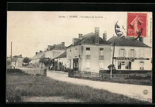 AK Tuffe, Carrefour de la Gare