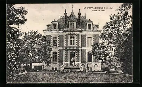 AK La Ferte-Bernard, Route de Paris, villa de ville, facade