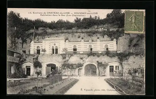 AK Vouvray-sur-Loir, par Chateau-du-Loir, Habitation dans le Roc