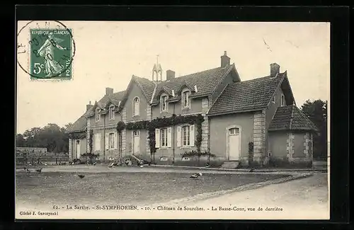 AK St-Symphorien, Chateau de Sourches, la Basse-Cour, vue de derriere