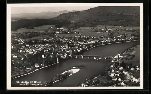 AK Säckingen am Rhein, Generalansicht der Stadt vom Flugzeug aus