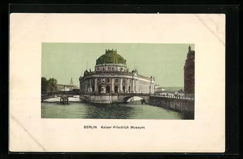 AK Berlin, Brücke über die Spree am Kaiser Friedrich Museum