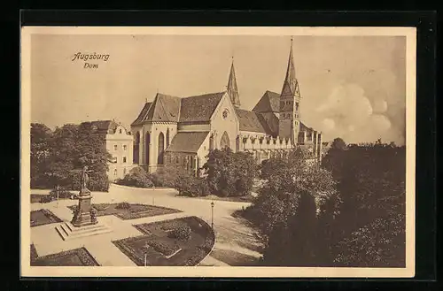 AK Augsburg, Denkmal auf dem Vorplatz zum Dom