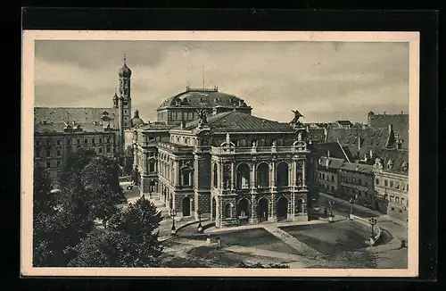 AK Augsburg, Blick auf das Stadttheater und den Vorplatz