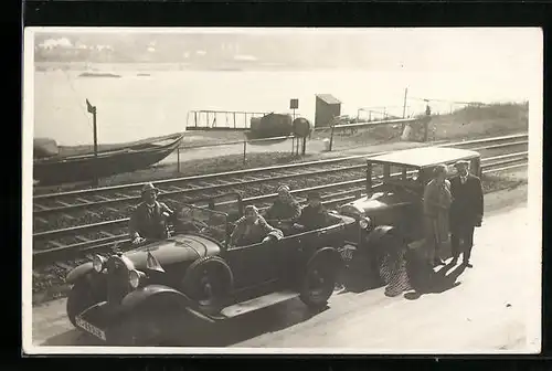 Foto-AK Adler, Auto mit Insassen