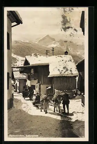 AK Partenkirchen, Ballengasse mit Rindergespann im Winter