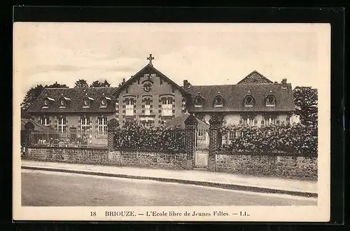 AK Briouze, l`Ecole libre de Jeunes Filles