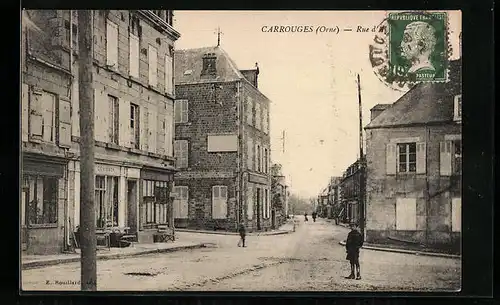 AK Carrouges, Une Rue