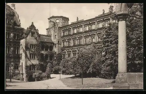 AK Heidelberg, Partie auf dem Schlosshof