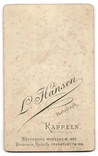 Fotografie L. Hansen, Kappeln, Bürgerliches Fräulein im hochschliessenden Kleid