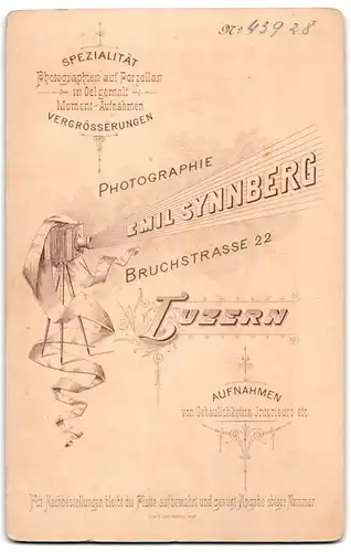 Fotografie Emil Synnberg, Luzern, Bruchstr. 22, Älterer Herr mit Brille und Vollbart