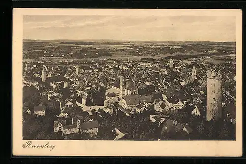 AK Ravensburg, Generalansicht der Stadt, der Wehrturm im Vordergrund