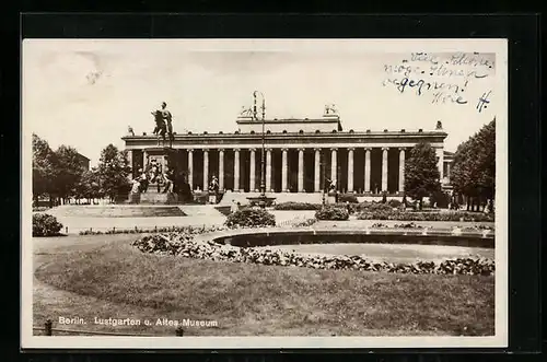 AK Berlin, Lustgarten und Altes Museum