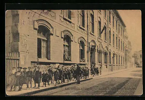 AK Paris-Auteuil, Ecoles Rue Chardon-Lagache