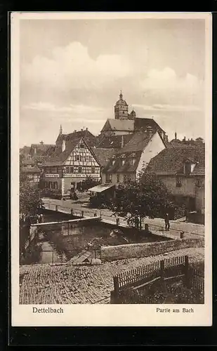 AK Dettelbach, Teilansicht mit Brücke am Bach und Gasthaus