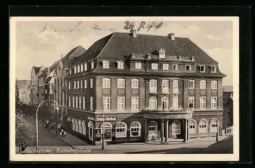 AK Neumünster, Strassenpartie mit Bahnhofshotel