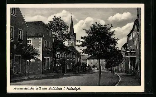 AK Zell am Waldstein /Fichtelgeb., Strassenpartie mit Kirche