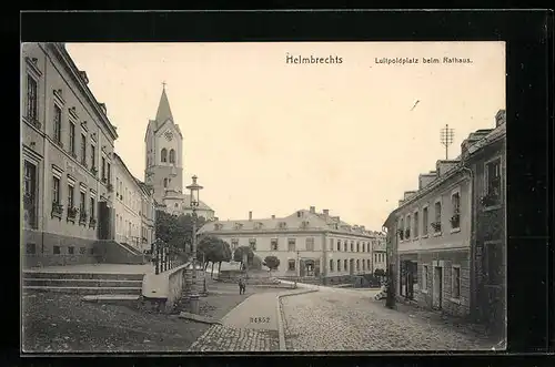 AK Helmbrechts, Luitpoldplatz beim Rathaus, mit Kirche
