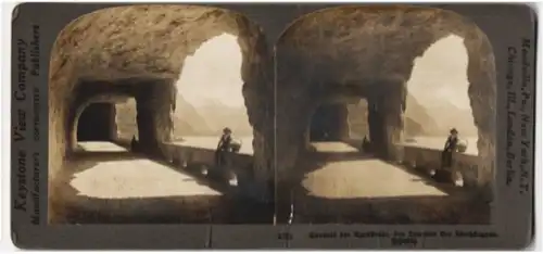 Stereo-Fotografie Keystone View Co., London, Ansicht Luzern, Blick in den Tunnel der Axenstrasse am Luzerner See