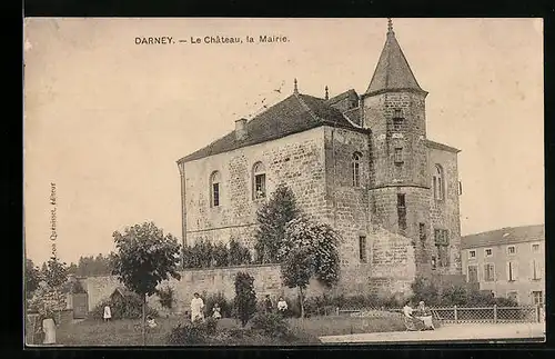 AK Darney, Le Château, la Mairie