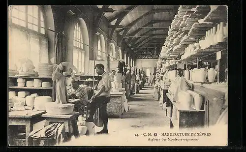 AK Sèvres, Ateliers des Mouleurs-répareurs