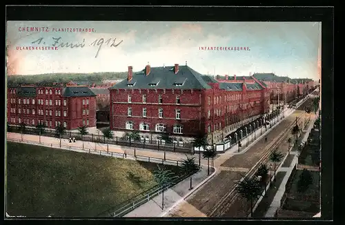 AK Chemnitz, Planitzstrasse mit Ulanen- und Infanteriekaserne