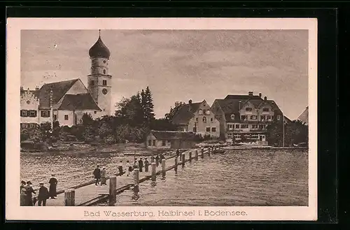 AK Bad Wasserburg, Halbinsel im Bodensee, Teilansicht mit Kirche
