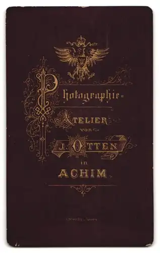 Fotografie J. Otten, Achim, Bürgerlicher mit Vollbart und Querbinder im langen Rock
