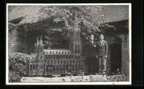 AK Köln /Rh., Ulmer Münster gebaut von Johann u. Wilh. Dreikausen