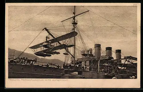 AK Französ. Marineflugzeug wird aufgefischt, Krieg 1914-16