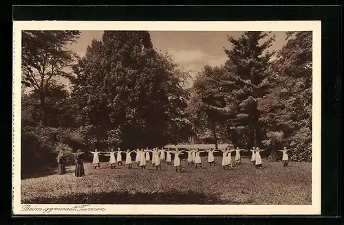 AK Kirchschönbach /Wiesentheid, Marienhaus, Beim gymnast. Turnen