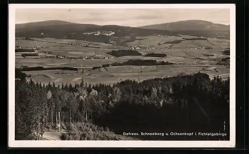 AK Gefrees i. Fichtelgebirge, Panorama mit Schneeberg und Ochsenkopf