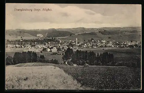 AK Obergünzburg /Allg., Gesamtansicht mit Feldern