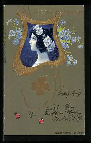 Präge-Lithographie Vergissmeinnicht, Schönheit mit Blumen im Haar, Marienkäfer, Güldenes Kleeblatt