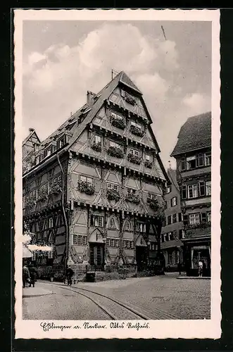 AK Esslingen a. Neckar, Strassenpartie beim alten Rathaus