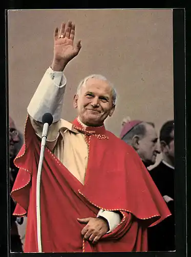 AK Papst Johannes Paul II. mit freundlichem Blick hebt grüssend den Arm