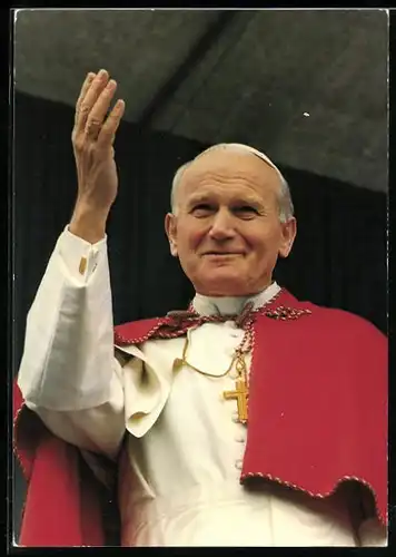AK Papst Johannes Paul II. hebt grüssend den Arm