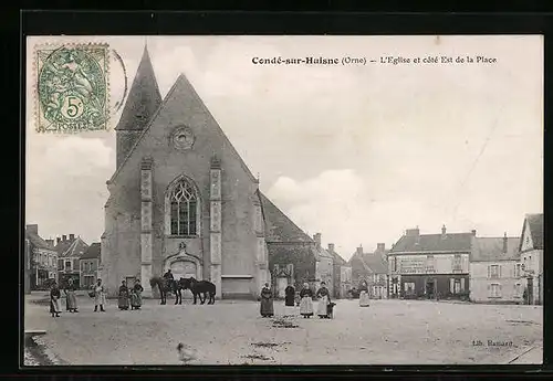 AK Condé-sur-Huisne, L`Eglise et cote Est de la Place