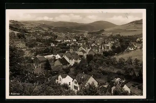 AK Adenau / Eifel, Totale vom Berg aus gesehen