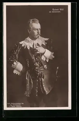 AK Schauspieler Robert Nhil kostümiert als Wallenstein